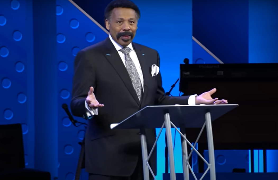 Tony Evans Steps Down from Oak Cliff Bible Fellowship