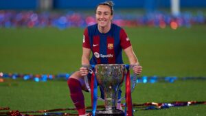 Lucy Bronze Set to Join Chelsea After Barcelona Exit