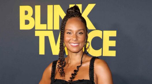 Alicia Keys Rocks Summer Suede Trend image