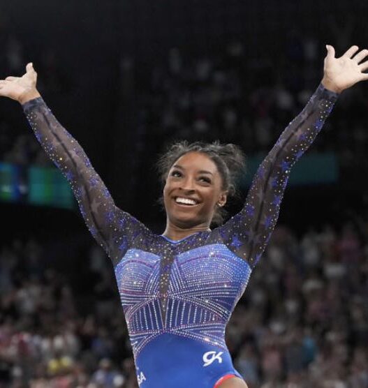 Simone Biles and Summer McIntosh Dominate Paris Olympics Day 6