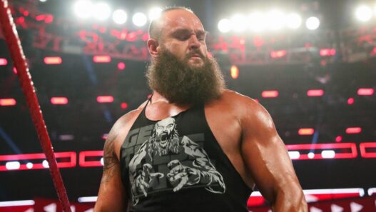 Braun Strowman Returns, Joins Last-Minute RAW Match Despite Injury image