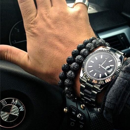 Mastering the Watch-Bracelet Combo: A Stylish Man's Guide image 1