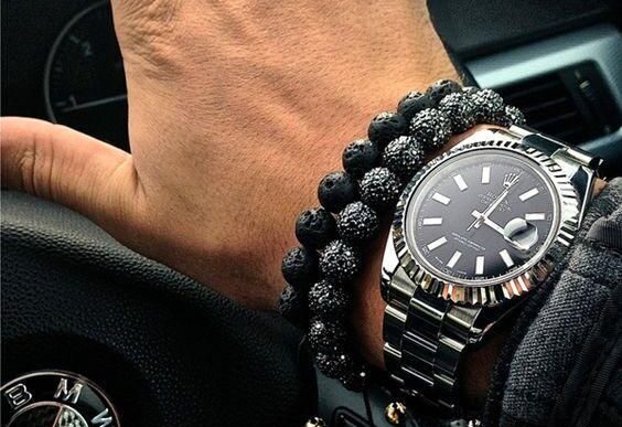 Mastering the Watch-Bracelet Combo: A Stylish Man's Guide image 1